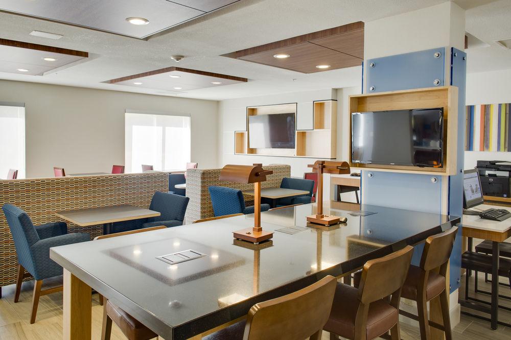 Holiday Inn Express Hotel & Suites Chickasha By Ihg Екстер'єр фото