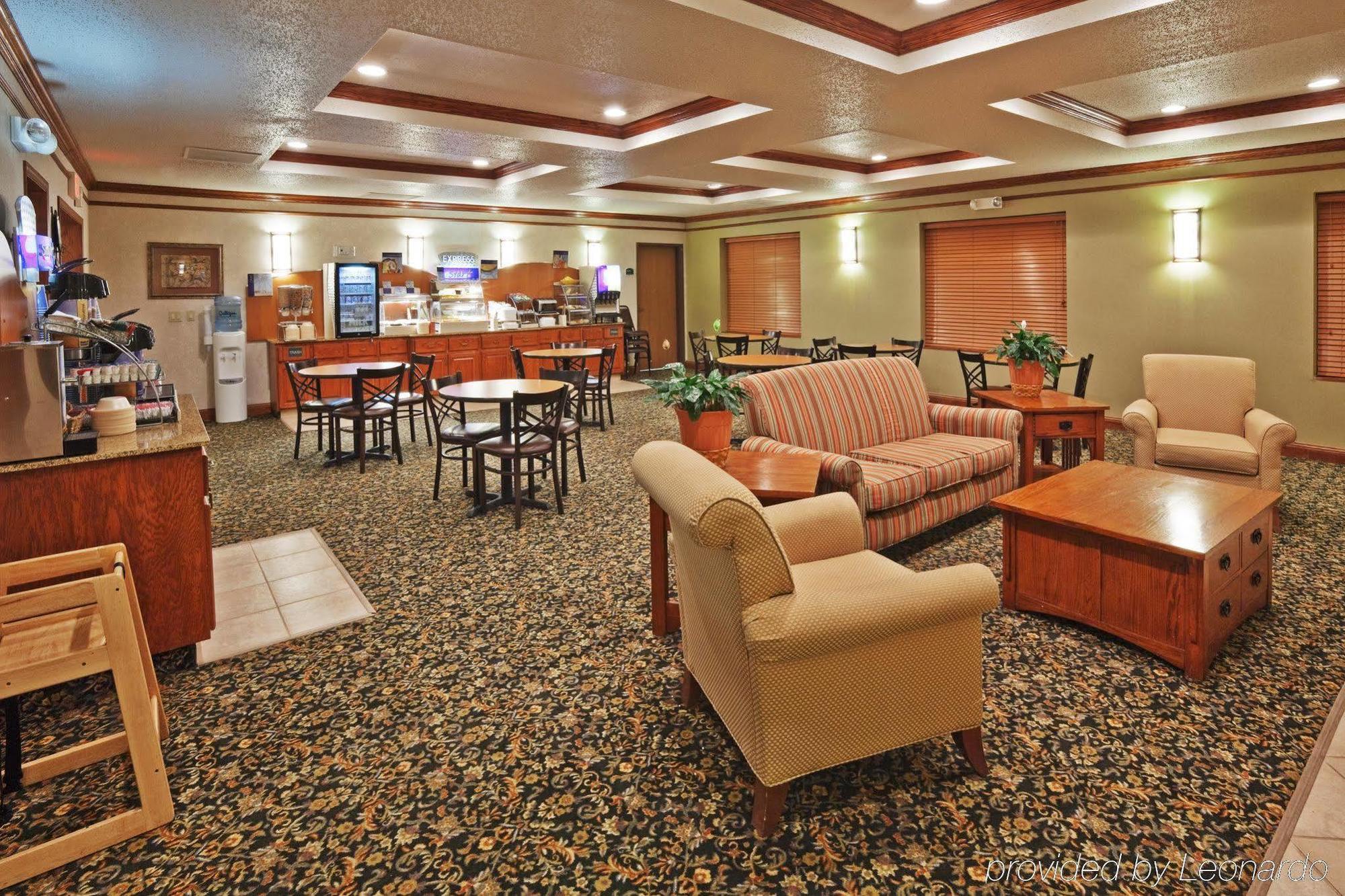 Holiday Inn Express Hotel & Suites Chickasha By Ihg Екстер'єр фото