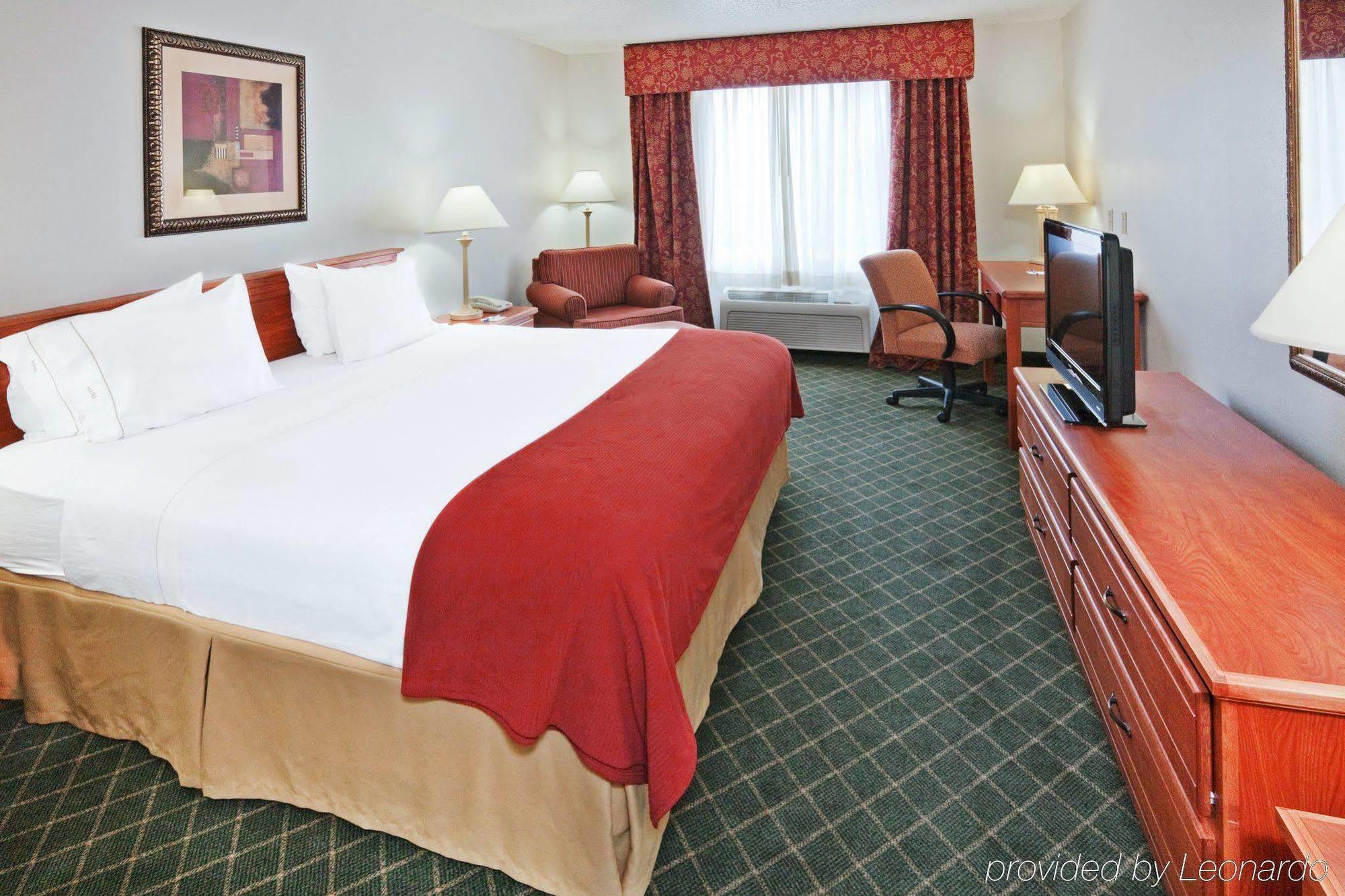 Holiday Inn Express Hotel & Suites Chickasha By Ihg Екстер'єр фото