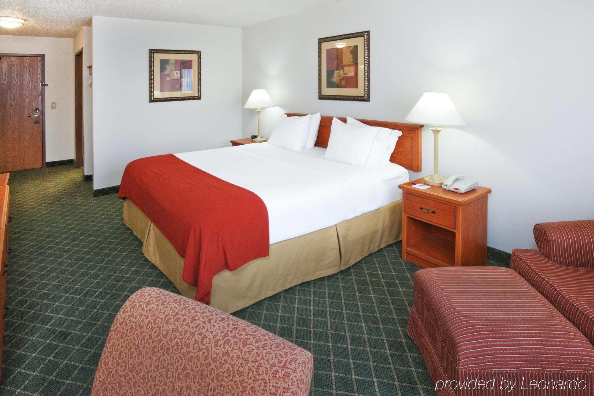 Holiday Inn Express Hotel & Suites Chickasha By Ihg Екстер'єр фото